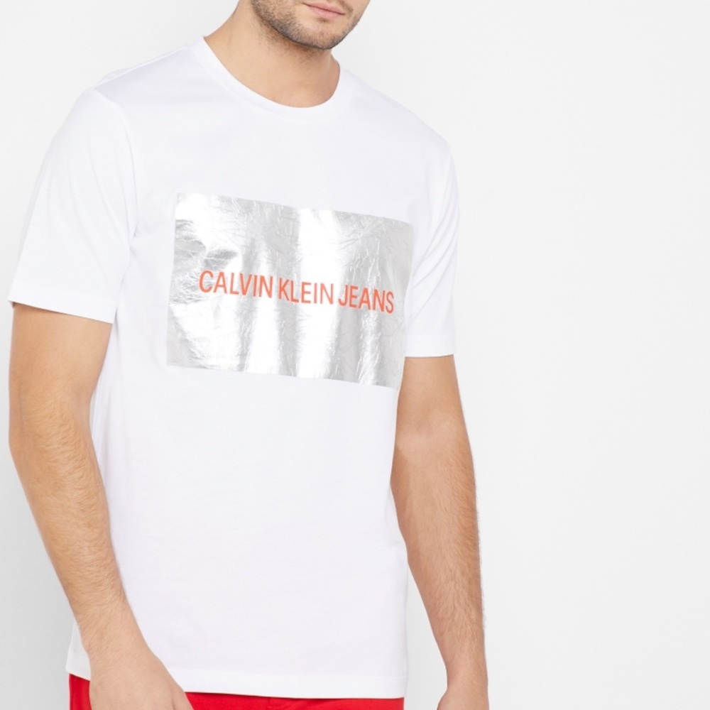 Calvin Klein Crew Neck t-shirt Mens in white and silver logo & orange print S